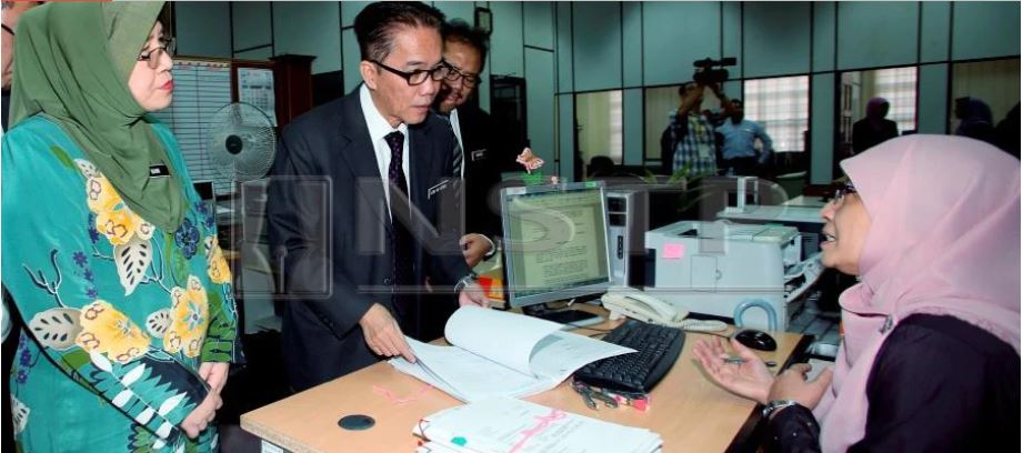 Minister Datuk Liew Vui Keong (photo credit: New Straits Times)