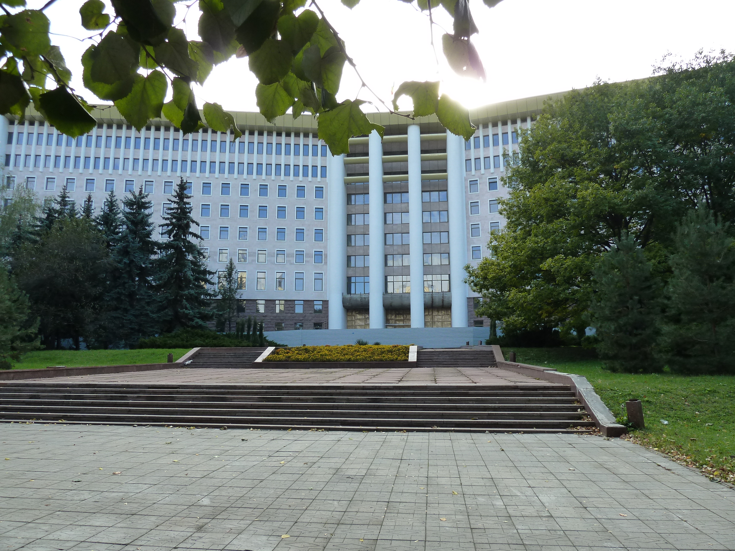 Parliament of Moldova (photo credit: inga/flickr) Parliament of Moldova (photo credit: inga/flickr)