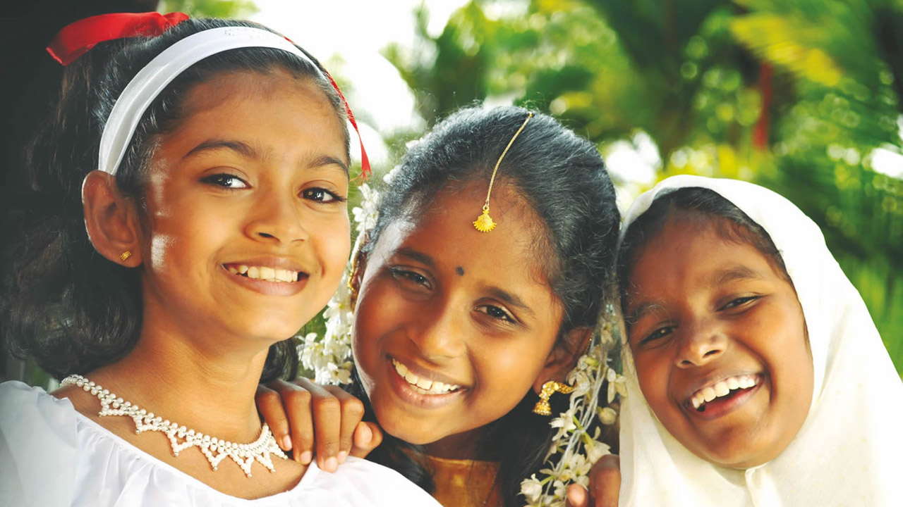 Kids from various religious groups (photo credit: Go Places Sri Lanka) Kids from various religious groups (photo credit: Go Places Sri Lanka)