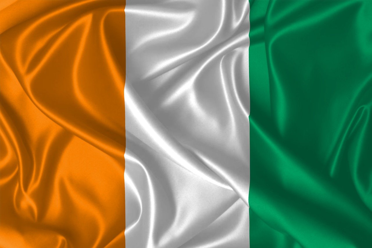 Flag of Ivory Coast (photo credit: DavidRockDesign via pixabay)
