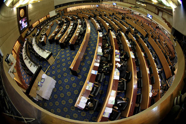Thailand: Charter drafters want final say on amending articles Thailand: Charter drafters want final say on amending articles